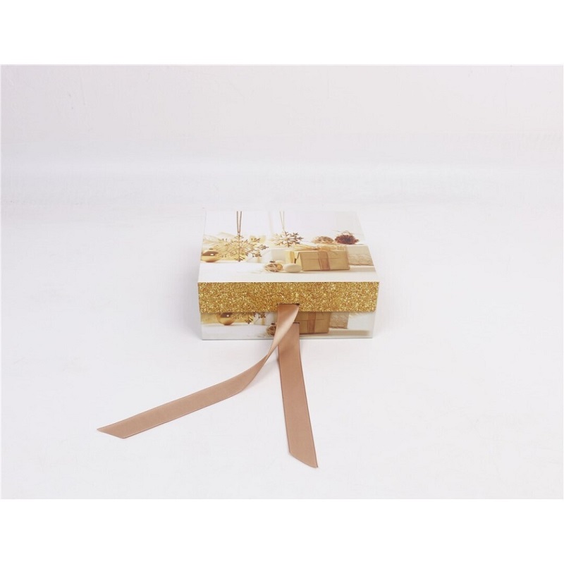 CAIXA DE NATAL 28.2X20.2X9.2CM